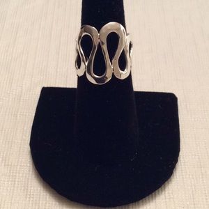 RLM Studio Sterling 925 Swirl Design Ring- 7